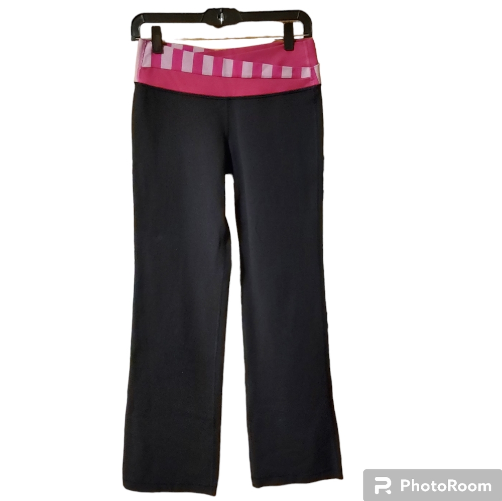 Lululemon Athletica Black Leggings with Pink Waistband